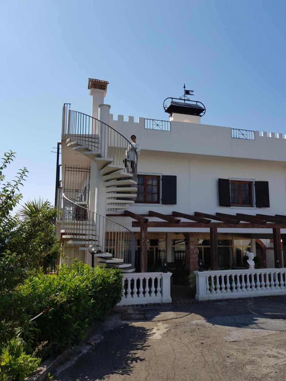 Hotel Ristorante Radar Carrara Bagian luar foto
